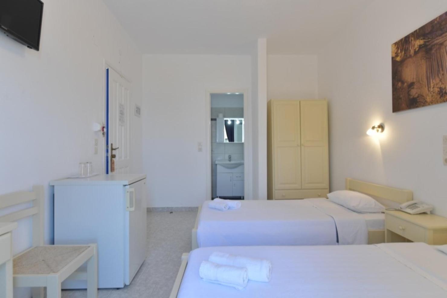 Beachfront Bocamviglies Rooms - Naoussa Bespoke View Bilik gambar