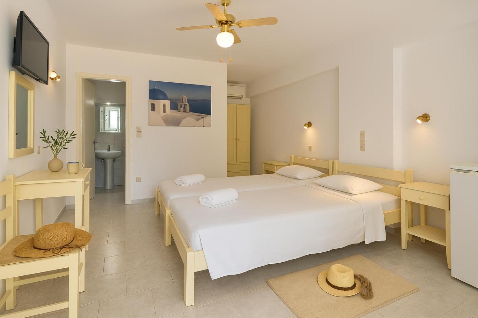 Beachfront Bocamviglies Rooms - Naoussa Bespoke View Luaran gambar